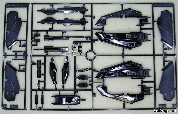 MG 1/100 机动战士Z高达 MSZ-006 Z高达（Coating ver.）