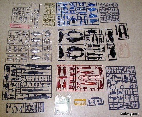 MG 1/100 机动战士Z高达 MSZ-006 Z高达（Coating ver.）