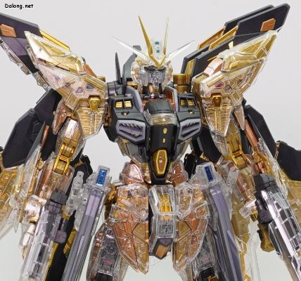 MGEX 1/100 强袭自由高达 [机械透明版]