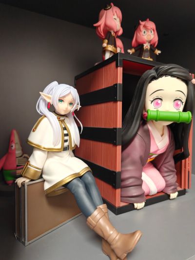 Desktop Cute 葬送的芙莉莲 芙莉莲~行李箱~