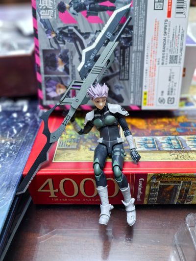 S.H.Figuarts  怪兽8号 鸣海弦