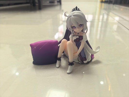 崩坏3 琪亚娜 终焉之律者手办 小不点律者