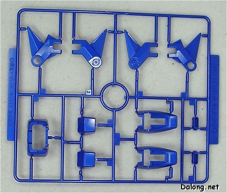 MG 1/100 机动战士高达SEED Destiny  ZGMF-X10A 自由高达 电镀版