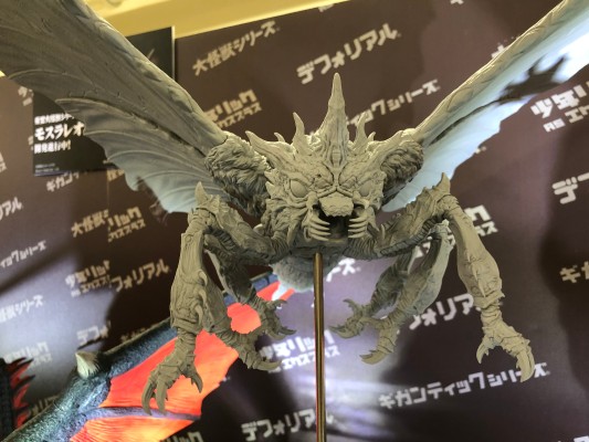 东宝大怪兽系列 巴特拉（成虫）