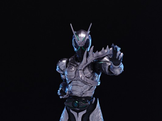 S.H.Figuarts 假面骑士暗日（BLACK SUN ） 秋月信彦