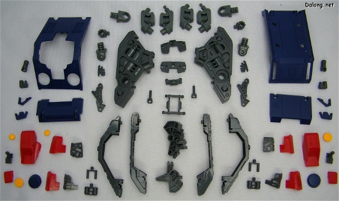 MG 1/100 机动战士高达  RX-75 钢坦克