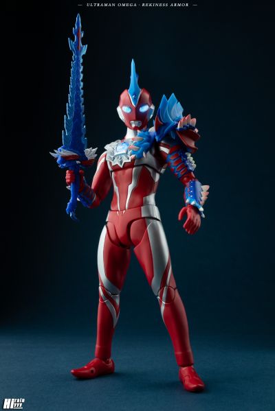 S.H.Figuarts 奥美迦奥特曼 青龙装甲