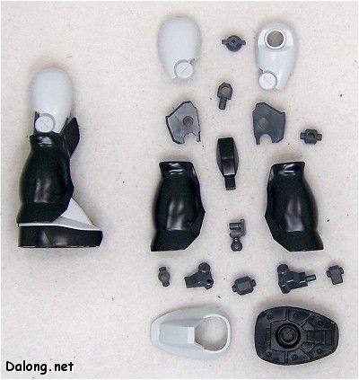 HGUC 1/144 	机动战士高达 MS-05B 扎古I 黑色三联星样式