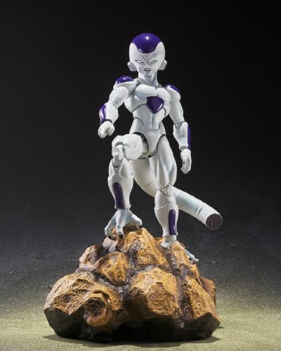 S.H.Figuarts 弗利萨 第四形态 深不可测的宇宙第一之力