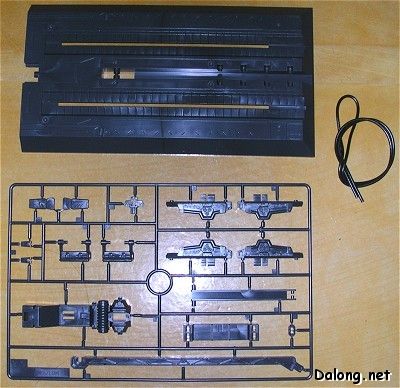 MG 1/100 机动战士高达SEED  GAT-X105 翔翼型强袭高达