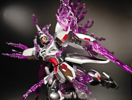 HG 机动战士海盗高达GHOST 幽灵高达