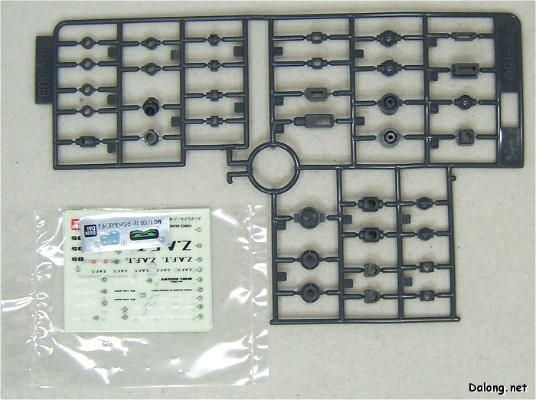 MG #109 机动战士高达SEED DESTINY ZGMF-X56S/α 脉冲敢达 & ZGMF-X56S/β 空战脉冲高达 30th Anniversary Clear Parts 