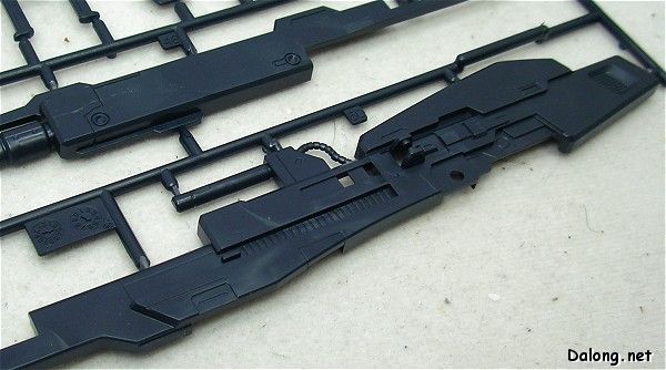 MG 1/100 机动战士Z高达 MSZ-006 Z高达（Coating ver.）