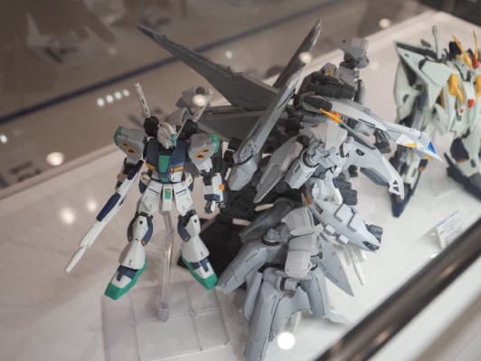 HG 机动战士高达 闪光的哈萨维 喀耳刻的魔女 阿利宙斯