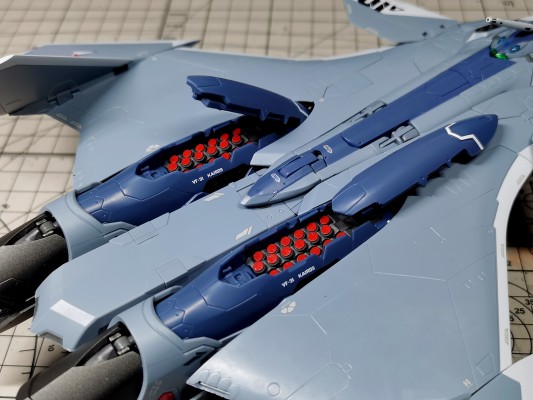 DX超合金 VF-31A 卡伊洛斯 超时空要塞Δ10周年纪念