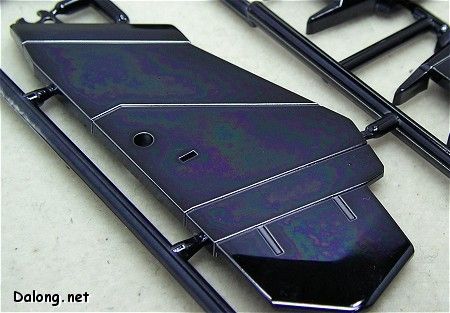 MG 1/100 机动战士Z高达 MSZ-006 Z高达（Coating ver.）