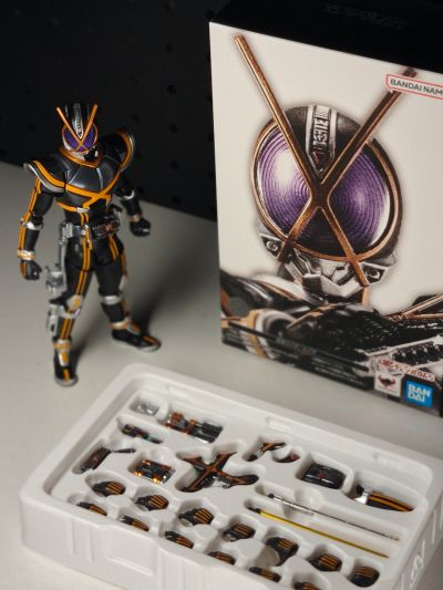 S.H.Figuarts（真骨雕制法）  假面骑士凯撒
