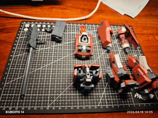 超动骑兵系列 轰魔（红色）1/144拼装模型