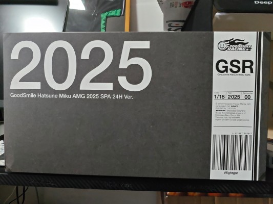 初音未来 GT企划 1/18 GOODSMILE 初音未来 AMG 2025 SPA24H