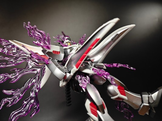 HG 机动战士海盗高达GHOST 幽灵高达