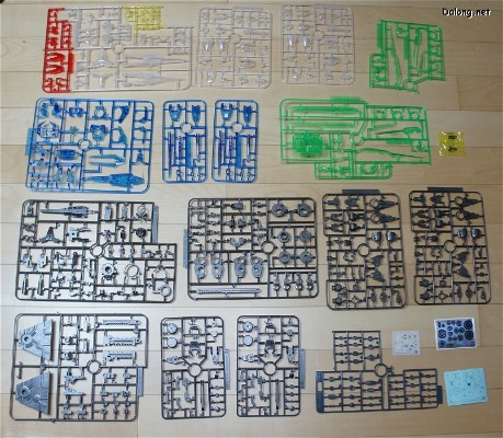 MG 剧场版 机动战士高达00 先驱者的觉醒 GNT-0000 量子型00 Clear Color ver. 