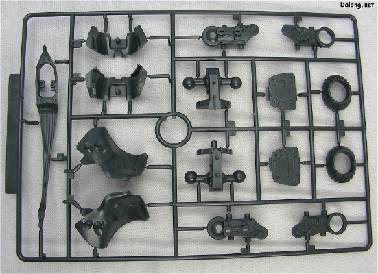 MG 1/100 机动战士高达ZZ AMX-004-2 卡碧尼Mk-II 艾鲁比・璞露专用机