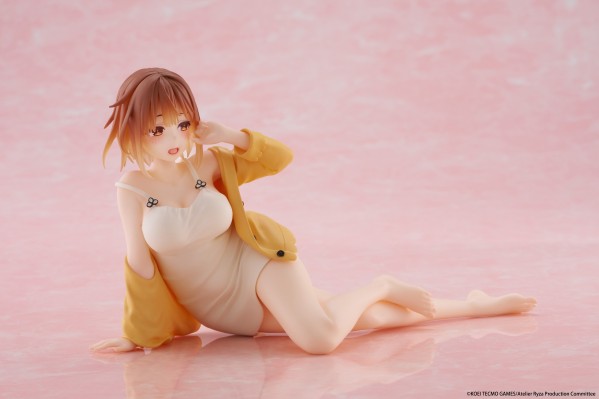 Desktop Cute 莱莎的炼金工房～常暗女王与秘密藏身处～ 莱莎 ~睡衣~