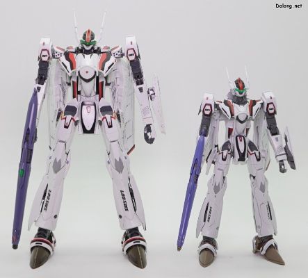 HG VF-25F 弥赛亚女武神（早乙女有人专用机）豪华版套装