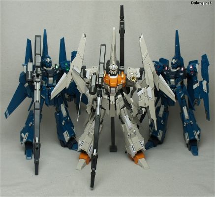 MG 1/100 机动战士高达UC  RGZ-95C 里歇尔C型（Defenser A + B unit/雷比尔将军号配备机）