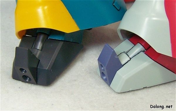 HGUC 1/144 机动战士高达 逆袭的夏亚 MSN-03 乍得·多加 葵丝·帕拉雅机