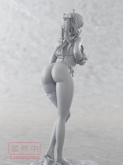 泳装女仆 夏洛特