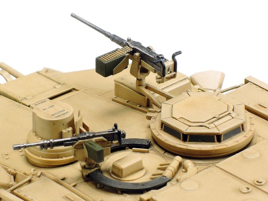 32592 1/48 美国 M1A2 艾布拉姆斯坦克