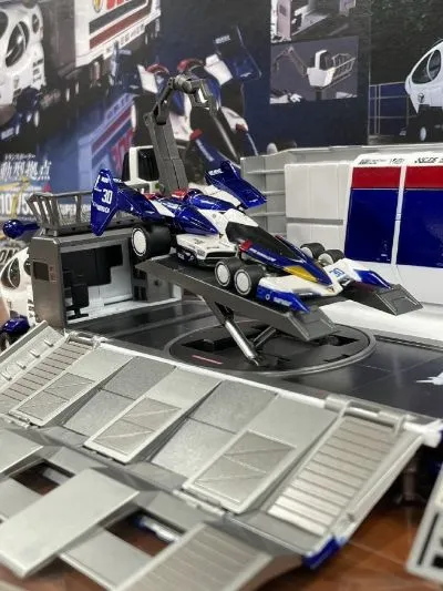 C.F.C -Heritage Edition- DX 高智能方程式 菅生货车10V5000 与 超级阿斯拉达 01 赛道模式
