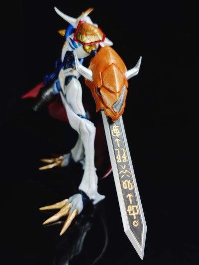 一番赏 「数码兽」系列 -光与暗的冲突-  A奖 奥米加兽-魂豪示像-