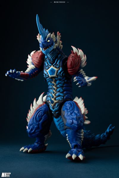 S.H.Figuarts 奥美迦奥特曼 青龙装甲