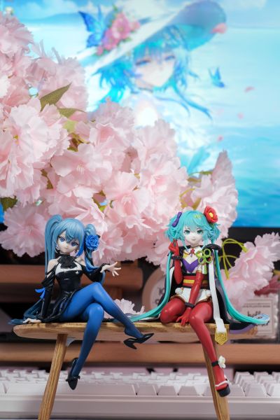 压泡面 初音未来 花仙子 山茶花
