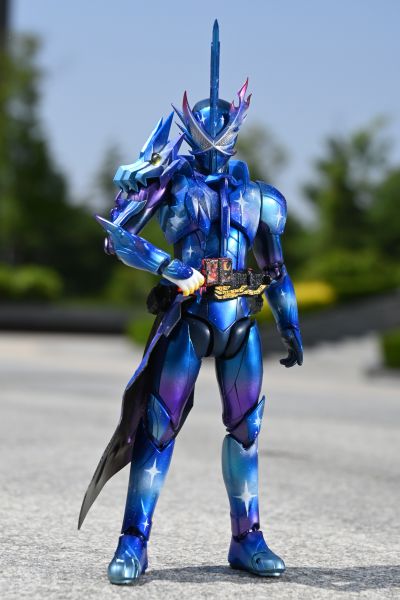 S.H.Figuarts  假面骑士十圣刃