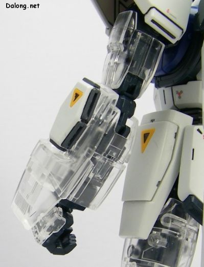MG 1/100 机动战士高达F91 F91高达F91 30th Anniversary Clear Parts