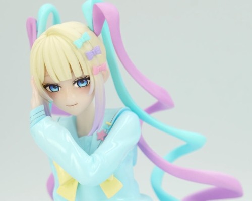 手办立方体 主播女孩重度依赖 超天酱