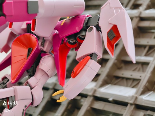 HGUC 拜亚兰·伊索尔德