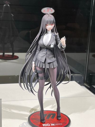 蔚蓝档案 调月莉音