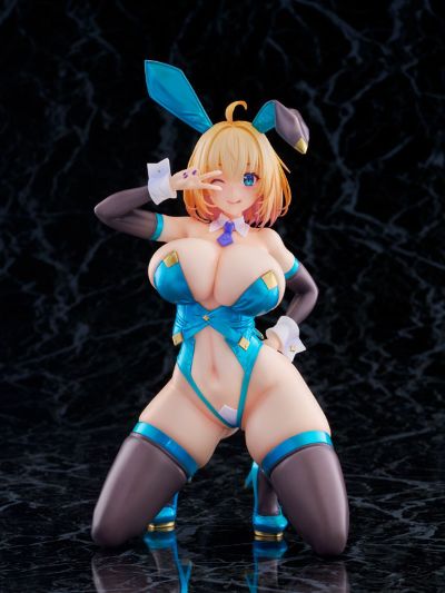 -樱-  索菲亚· F· 希琳 蓝色兔女郎