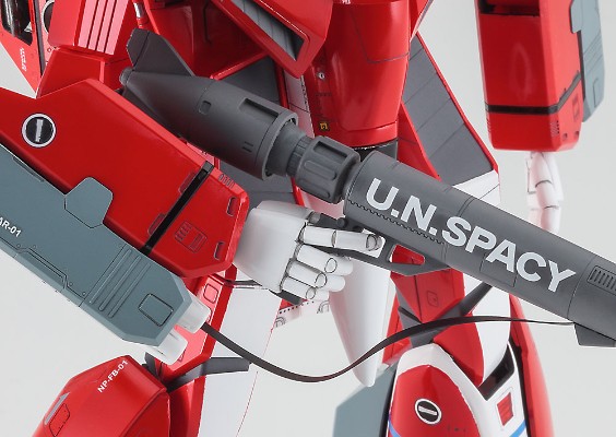 65882 超时空要塞系列 VF-1J  超级女武神 机器人形态 “米莉亚专用机”