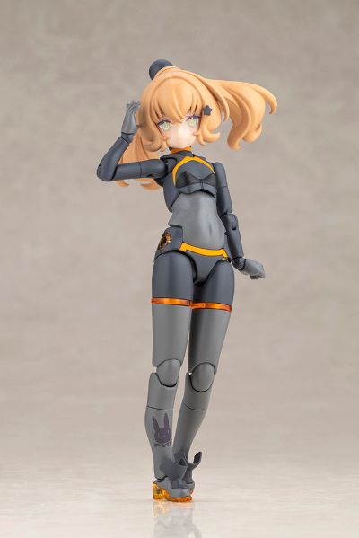 女神装置 PUNI☆MOFU 赛车兔兔 和 本田 Z50J-1 Monkey