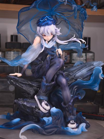 明日方舟 水月 如星空般深蓝