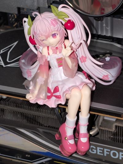 压泡面 初音未来 樱花未来 2025 眨眼