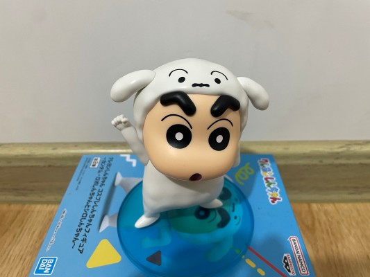 蜡笔小新 变装小新珍藏人偶～钢弹勇士小新与小白小新 小白小新