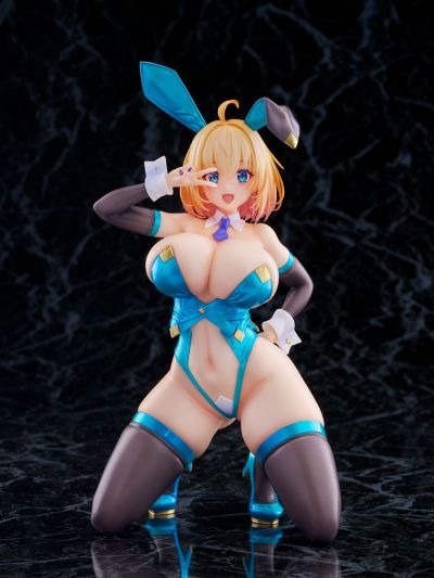 -樱-  索菲亚· F· 希琳 蓝色兔女郎