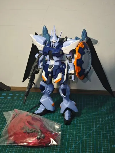 HG 1/144  量子型00指挥官高达 沙漠战样式