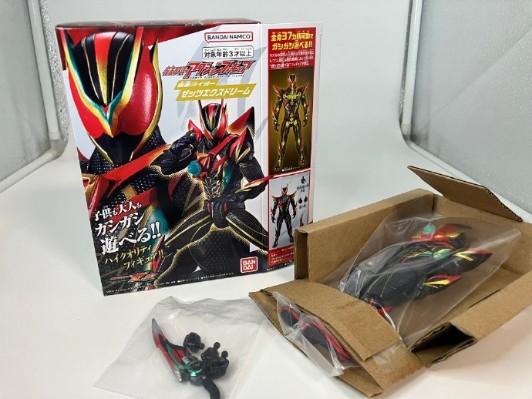 Kamen Rider Action Figure 假面骑士Zeztz EX Dream